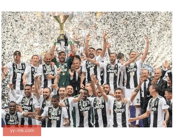 巴塞罗那力克尤文图斯荣膺欧冠荣耀全场沸腾